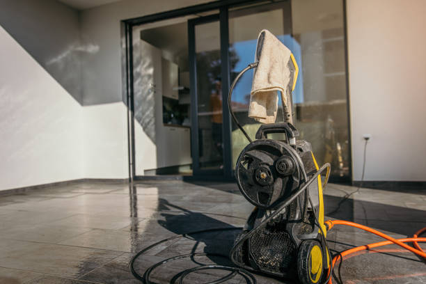 Best Factory Floor Cleaning  in Clute, TX